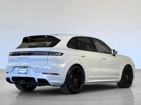 New 2026 Porsche Cayenne GTS AWD/4WD image 8