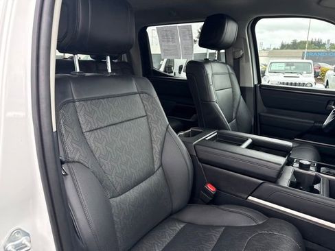 Used 2024 Toyota Tundra Limited w/ TRD Off-Road Package AWD/4WD image 10