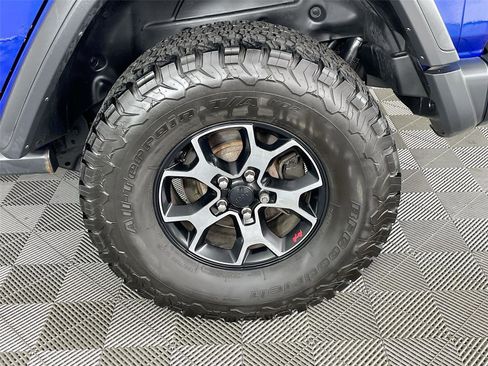 Used 2019 Jeep Wrangler Unlimited Rubicon w/ Cold Weather Group image 33