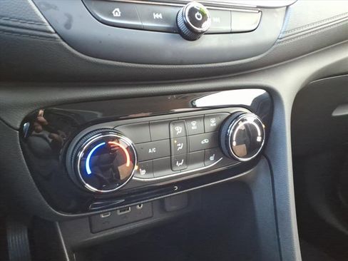 Certified 2023 Buick Encore GX Preferred w/ Cold Weather Comfort Package image 20