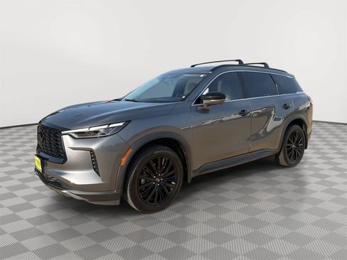 Used 2023 INFINITI QX60 Sensory w/ Vision Package AWD/4WD image 4