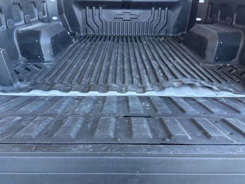 Used 2025 Chevrolet Silverado 1500 Custom Trail Boss w/ LPO, Dark Essentials Package image 24