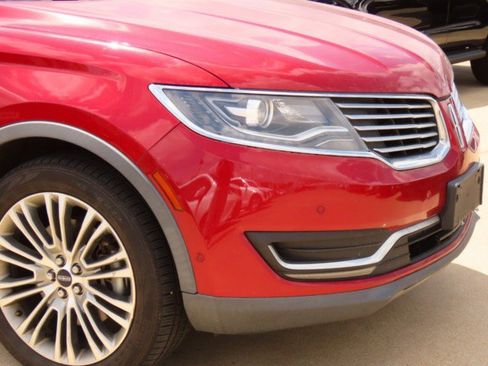 Used 2016 Lincoln MKX Reserve w/ Technology Package image 5