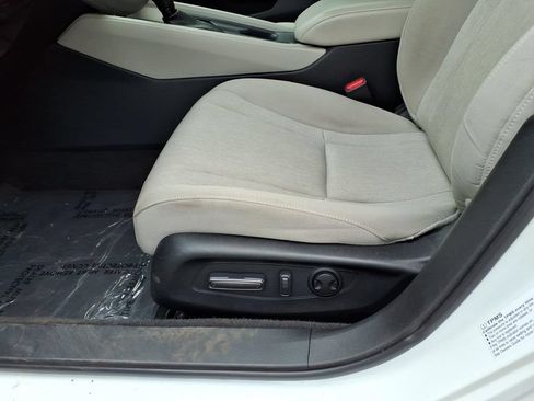 Used 2023 Honda Accord EX image 15