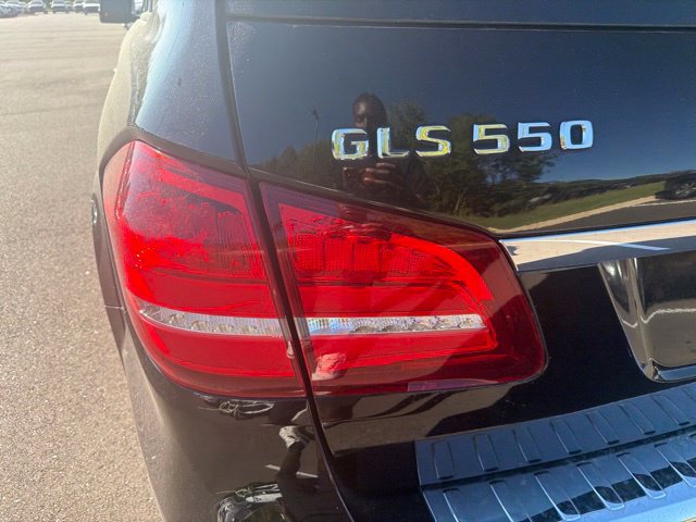 Used 2017 Mercedes-Benz GLS 550 4MATIC image 9