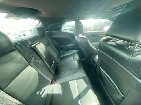 Used 2016 Dodge Challenger SXT Plus RWD image 15