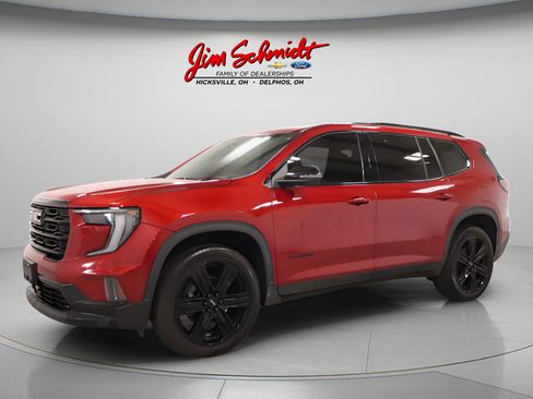 Used 2025 GMC Acadia Elevation w/ Elevation Premium Package AWD/4WD image 2