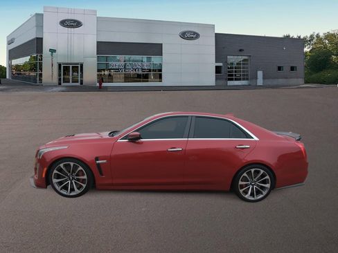 Used 2016 Cadillac CTS V w/ Carbon Fiber Package image 7