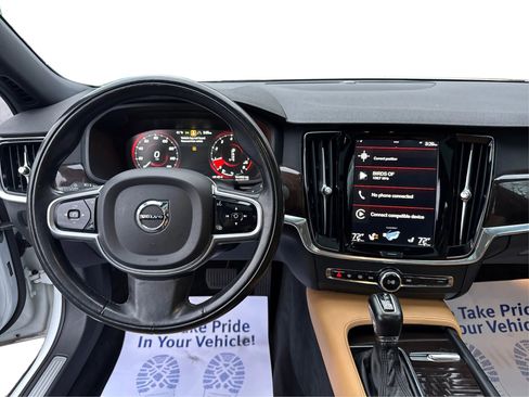 Used 2019 Volvo S90 T6 Momentum image 26