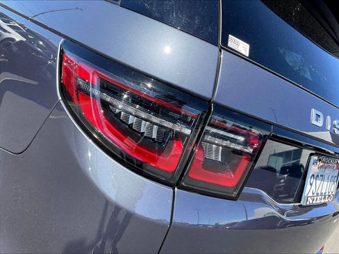 Used 2025 Land Rover Discovery Sport S image 30