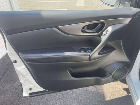 Used 2021 Nissan Rogue Sport S AWD/4WD image 15