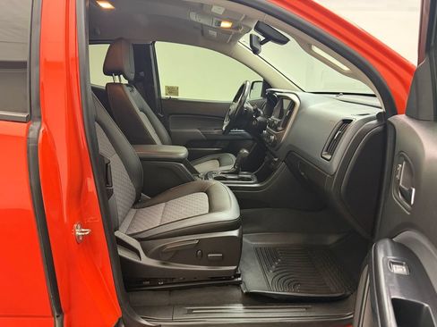 Used 2020 Chevrolet Colorado Z71 AWD/4WD image 22