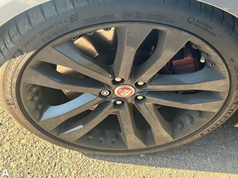 Used 2015 Jaguar F-TYPE S RWD image 6