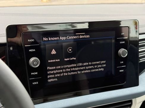 New 2026 Volkswagen Jetta SE FWD image 19
