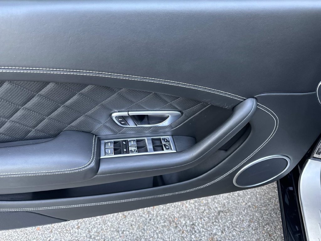 Used 2016 Bentley Continental GT AWD/4WD image 12