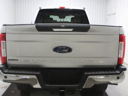 Used 2019 Ford F250 XLT w/ XLT Premium Package image 5