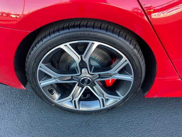Used 2018 Kia Stinger GT2 AWD/4WD image 20