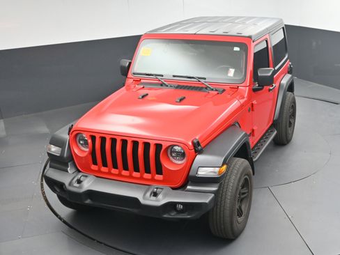 Used 2023 Jeep Wrangler Sport image 29