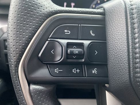 Used 2025 Toyota 4Runner SR5 image 29