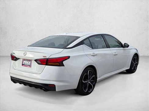 Used 2023 Nissan Altima 2.5 SR image 5