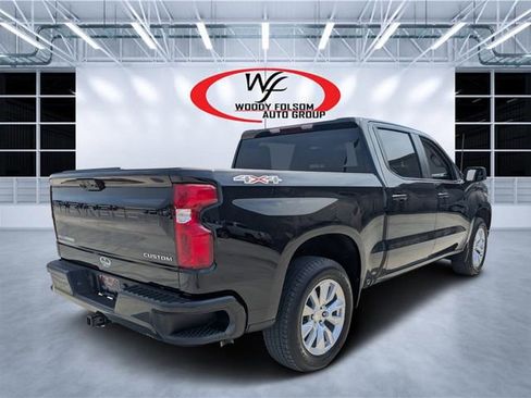 Used 2024 Chevrolet Silverado 1500 Custom AWD/4WD image 3