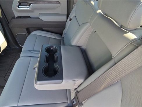 New 2026 GMC Sierra 1500 SLT w/ SLT Premium Plus Package image 29