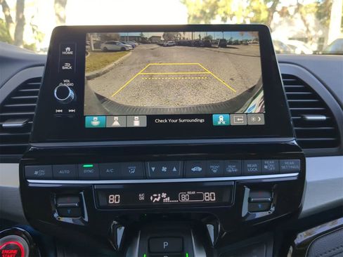 Used 2025 Honda Odyssey Touring image 21