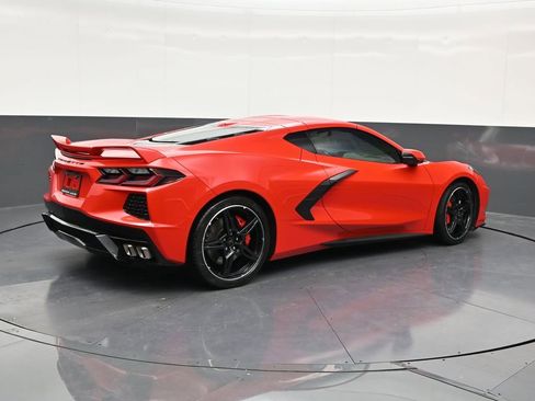 Used 2021 Chevrolet Corvette Stingray Premium Cpe w/ Z51 Performance Package image 5