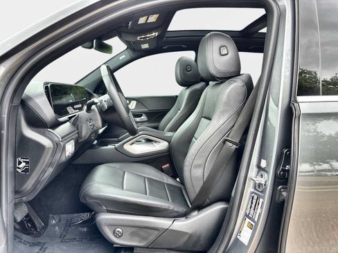 Certified 2025 Mercedes-Benz GLE 450 4MATIC image 3