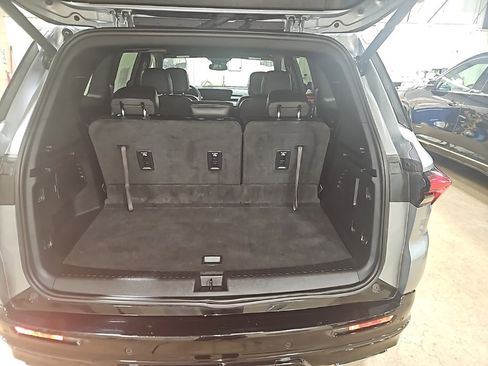 Used 2025 Buick Enclave Sport Touring image 24