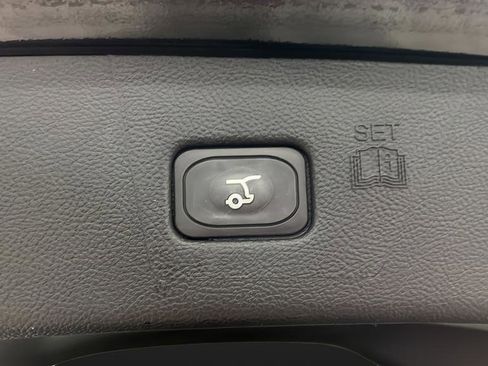 Used 2024 Ford Edge SEL w/ Convenience Package AWD/4WD image 28
