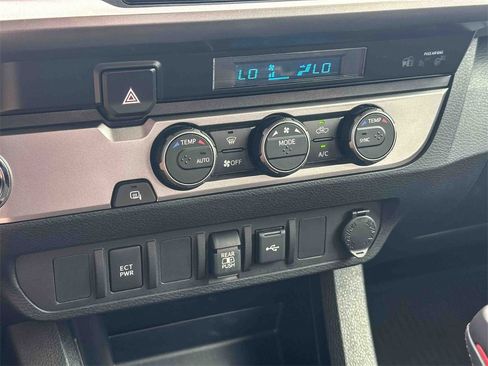 Used 2023 Toyota Tacoma SR5 image 31