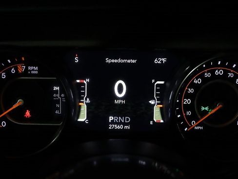 Used 2021 Jeep Gladiator Overland image 19