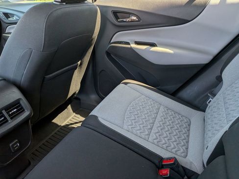 Used 2022 Chevrolet Equinox LT FWD image 34