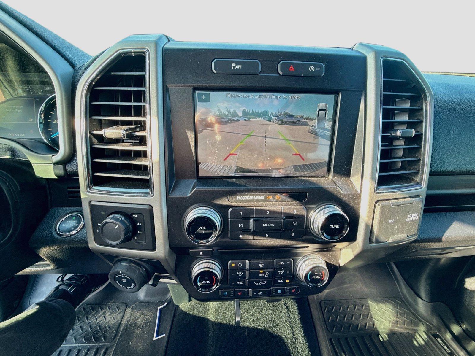 Used 2017 Ford F150 Lariat w/ Equipment Group 501A Mid AWD/4WD image 13
