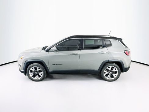 Used 2020 Jeep Compass Limited image 4