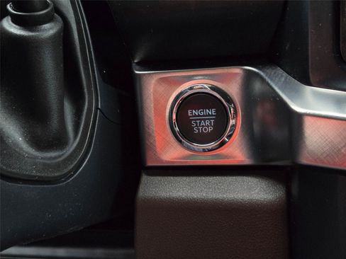 Used 2024 Ford F250 King Ranch w/ Chrome Package image 27