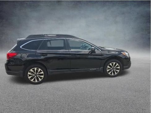 Used 2017 Subaru Outback 3.6R Limited AWD/4WD image 9
