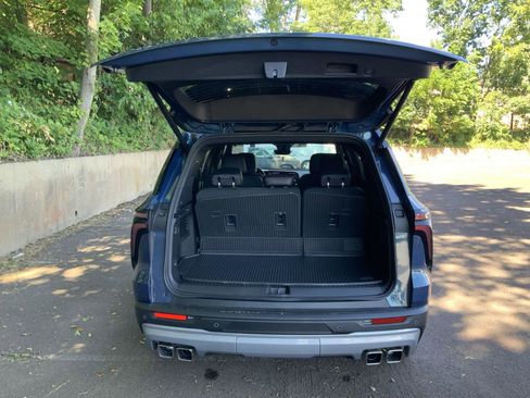 New 2026 Chevrolet Traverse Z71 w/ Driver Confidence Package image 25