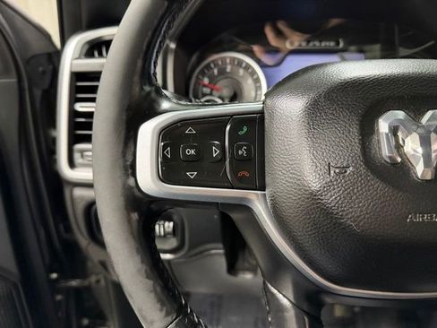 Used 2019 RAM 1500 Big Horn AWD/4WD image 14