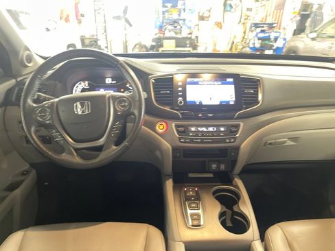 Used 2023 Honda Ridgeline RTL-E image 17