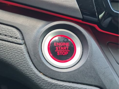Certified 2024 Honda Odyssey Sport image 25