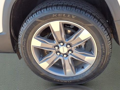 Used 2019 GMC Acadia SLT image 29