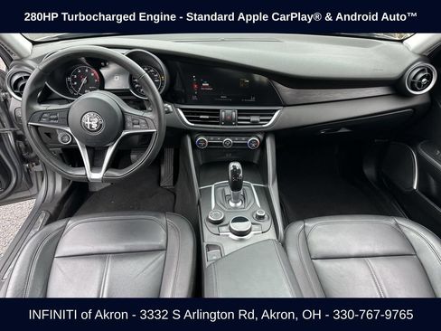 Used 2018 Alfa Romeo Giulia AWD image 40