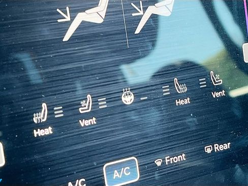 Used 2024 RAM 2500 Rebel image 21