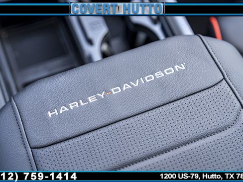 New 2026 Ford F250 Lariat w/ Black Appearance Package image 23