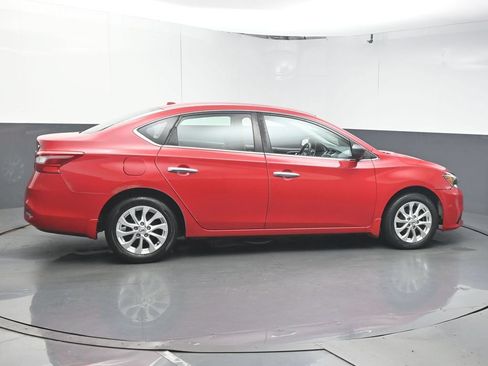Used 2018 Nissan Sentra SV FWD image 8