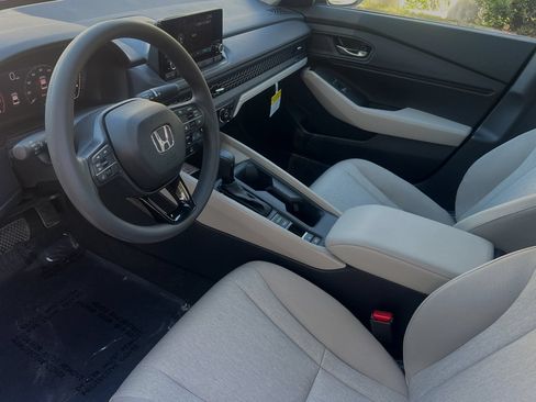 New 2025 Honda Accord SE image 10