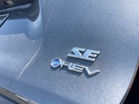 Used 2025 Toyota RAV4 SE w/ Convenience Package AWD/4WD image 25
