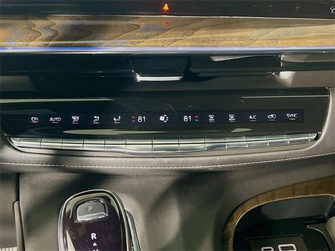 Used 2023 Cadillac Escalade ESV Sport Platinum image 22